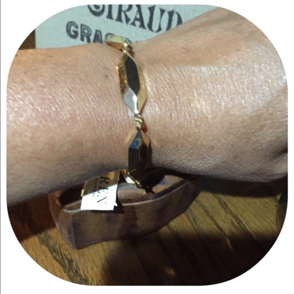 Ralph Lauren Toggle Gold Tone Bracelet & Earrings - Picture 3 of 4